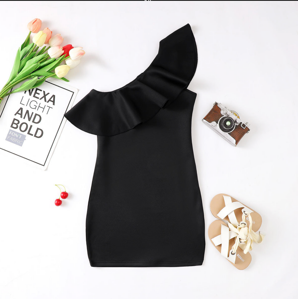 One-shoulder black ruffle dress